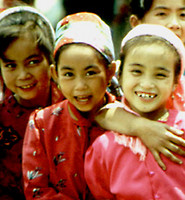 Children of the Dai minority in a schoolyard